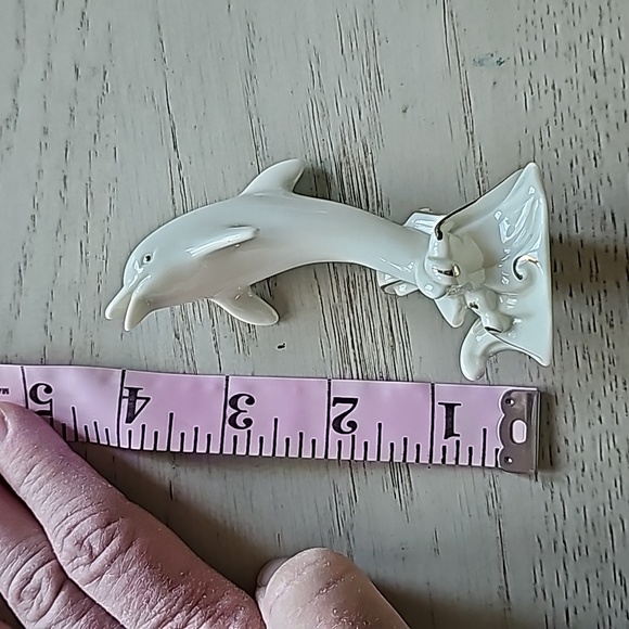 Lenox China Dolphin Figurine with Gold Accents 4 Inches - Picture 7 of 7